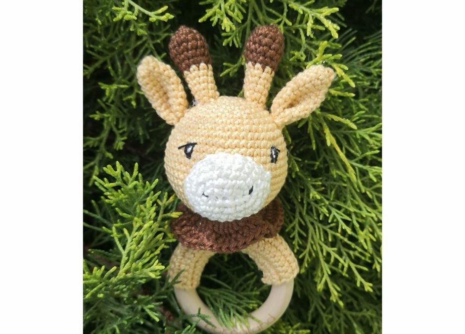 Giraffe rattle